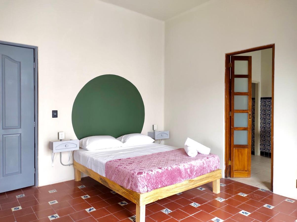 Coliving Chingon Hostel Гуадалахара Екстериор снимка