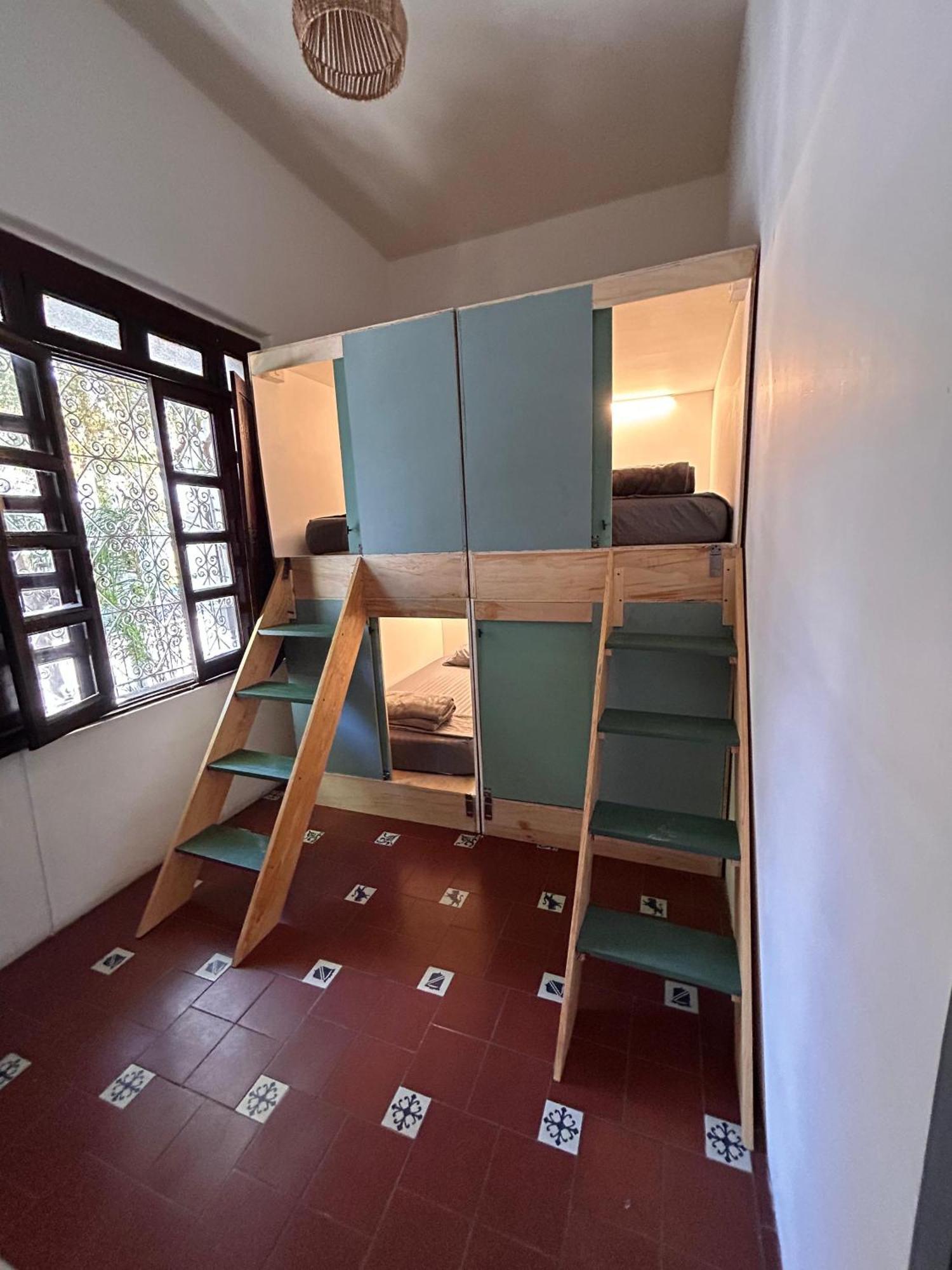 Coliving Chingon Hostel Гуадалахара Екстериор снимка